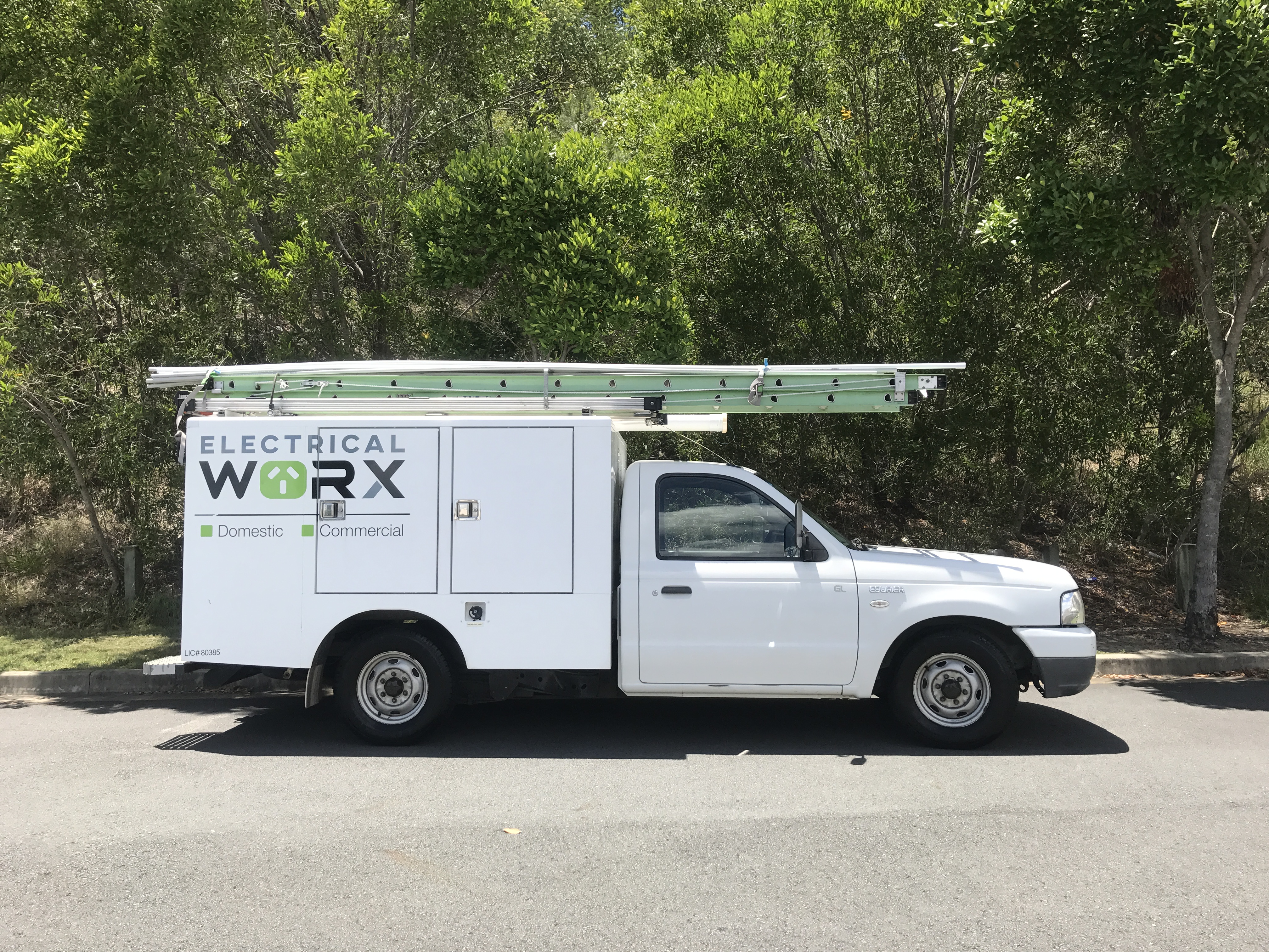 electricians vehicle